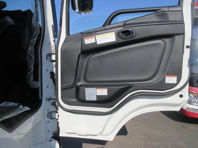 Ref No.A14587844 MITSUBISHI SUPER GREAT Image#10