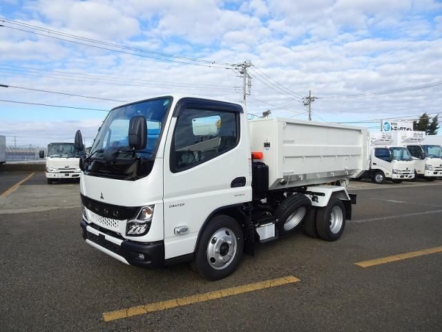 MITSUBISHI CANTER TRUCK