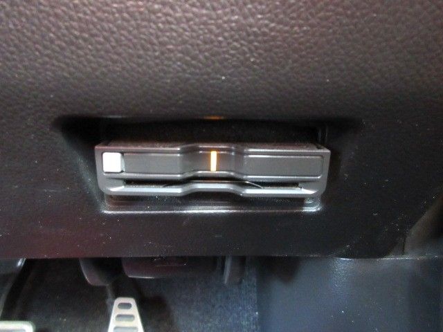 Ref No.A14712647 SUZUKI SWIFT Image#12