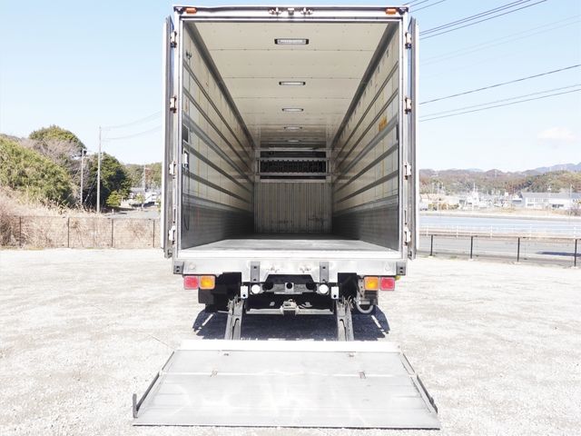Ref No.A14827782 NISSAN DIESEL QUON Image#12
