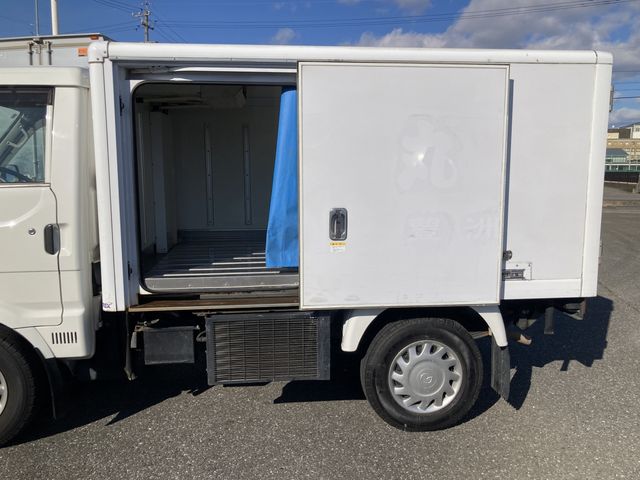 Ref No.A14842625 MAZDA BONGO TRUCK Image#16