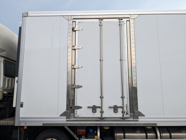 Ref No.A14842756 MITSUBISHI SUPER GREAT Image#11