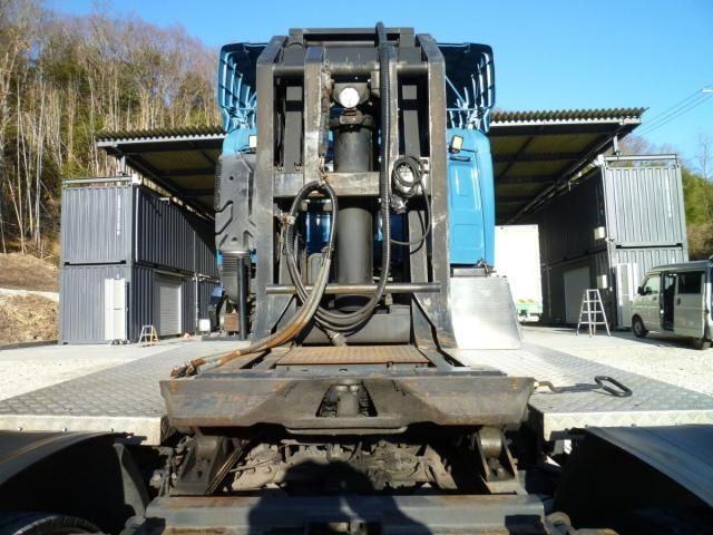 Ref No.A14880342 NISSAN DIESEL QUON Image#11