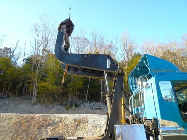 Ref No.A14880342 NISSAN DIESEL QUON Image#18