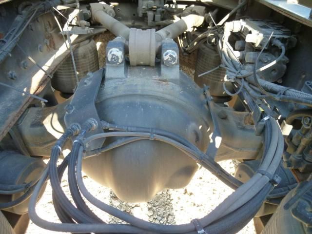 Ref No.A14880342 NISSAN DIESEL QUON Image#13