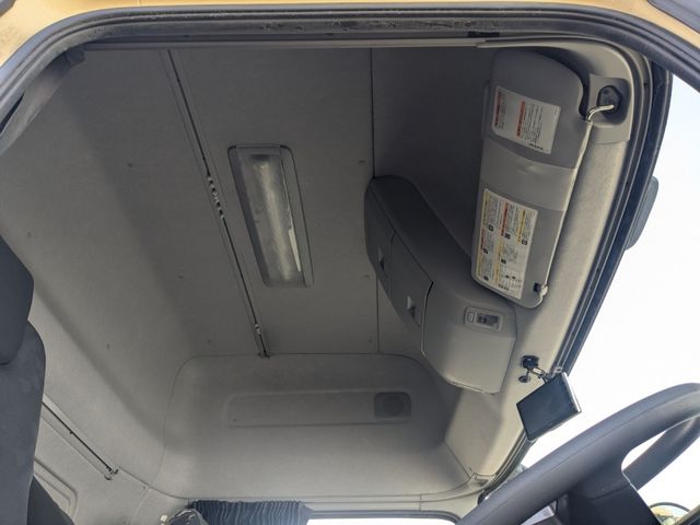 Ref No.A14918914 NISSAN DIESEL QUON Image#18