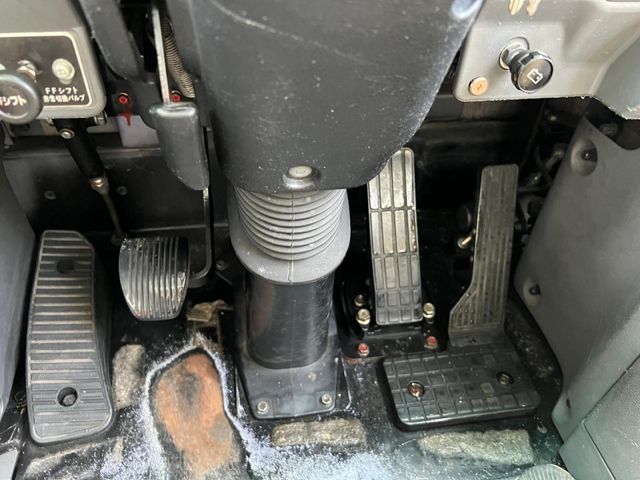 Ref No.A14943435 HINO SELEGA Image#13