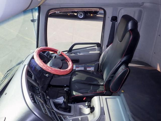 Ref No.A14948626 NISSAN DIESEL QUON Image#16
