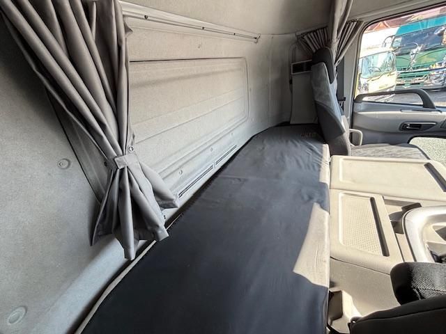 Ref No.A14949777 NISSAN DIESEL QUON Image#19