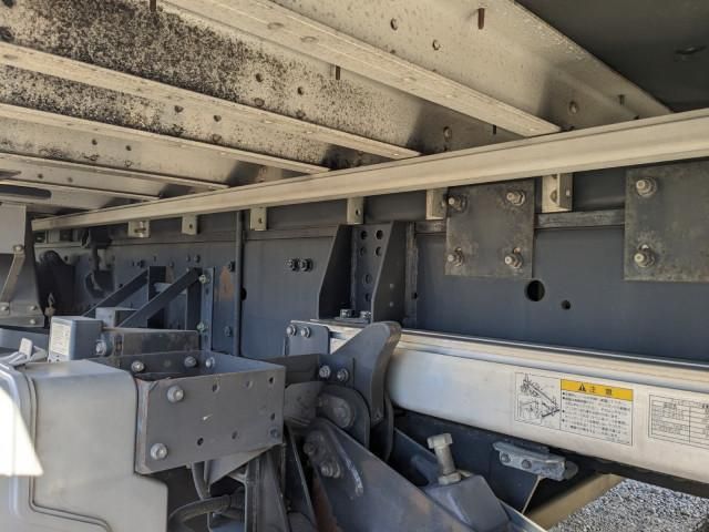 Ref No.A14962445 MITSUBISHI SUPER GREAT Image#19