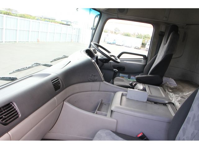 Ref No.A14990481 NISSAN DIESEL QUON Image#12