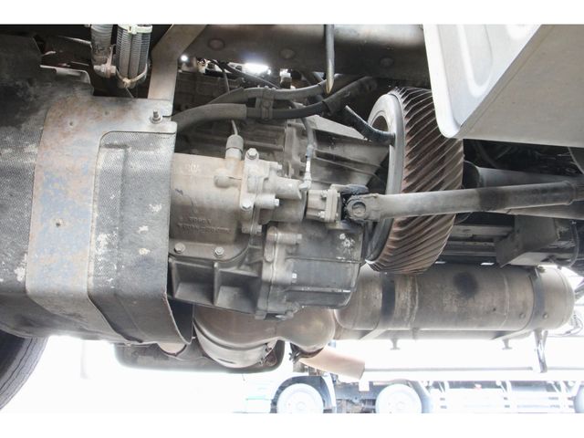 Ref No.A14990481 NISSAN DIESEL QUON Image#18