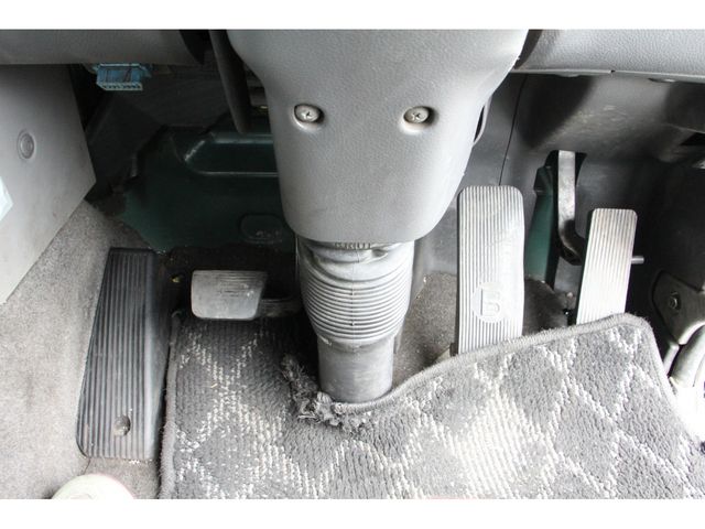 Ref No.A14990481 NISSAN DIESEL QUON Image#10