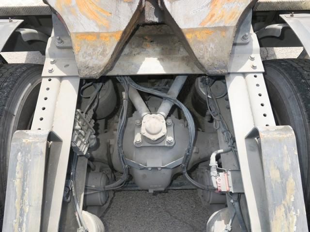 Ref No.A15032114 NISSAN DIESEL QUON Image#11