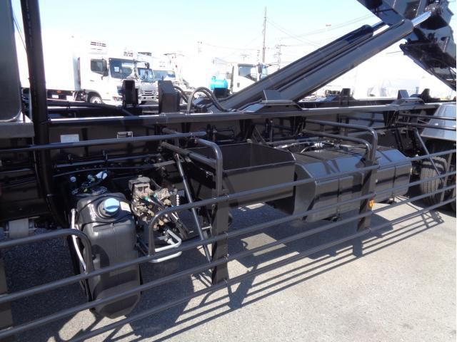 Ref No.A15045160 MITSUBISHI SUPER GREAT Image#17