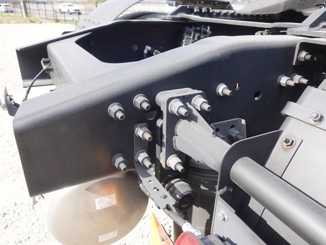 Ref No.A15059403 NISSAN DIESEL QUON Image#19