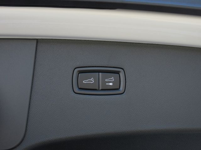 Ref No.A15069896 PORSCHE CAYENNE Image#12