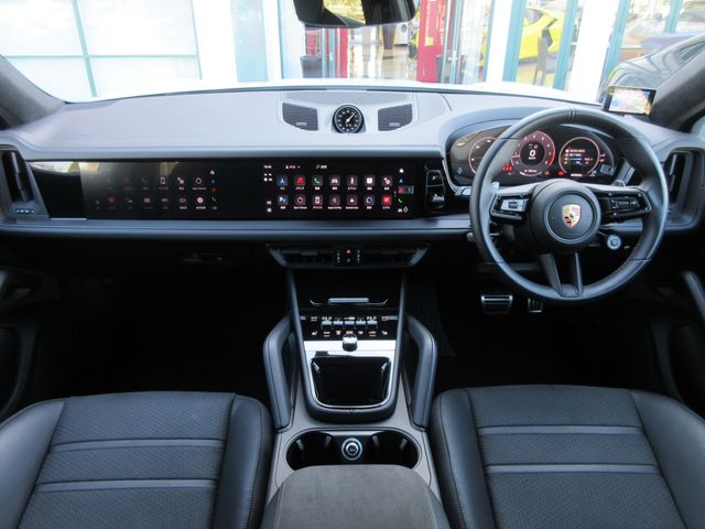 Ref No.A15069896 PORSCHE CAYENNE Image#2