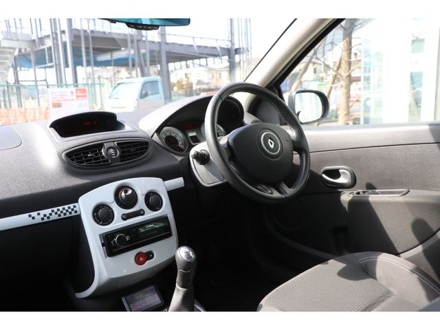 Ref No.A15107730 Renault LUTECIA Image#7