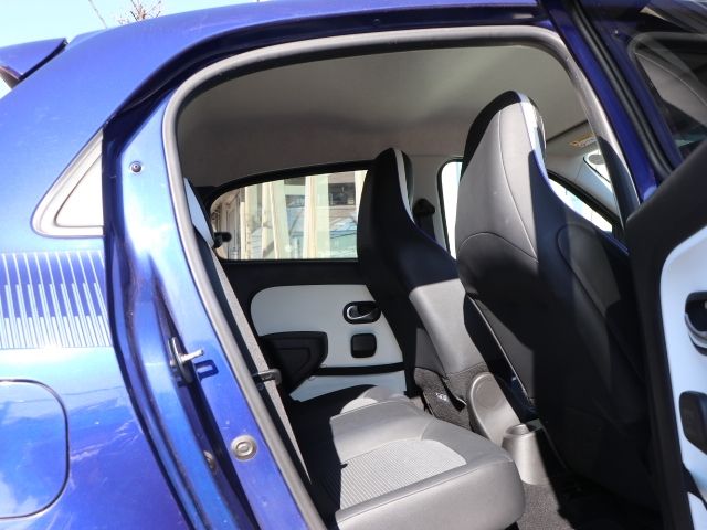Ref No.A15112504 Renault TWINGO Image#12
