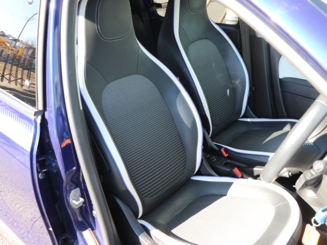 Ref No.A15112504 Renault TWINGO Image#13
