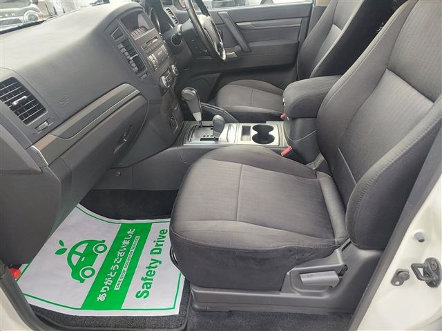 Ref No.A15114111 MITSUBISHI PAJERO Image#17