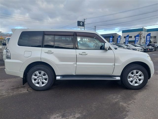 Ref No.A15114111 MITSUBISHI PAJERO Image#11