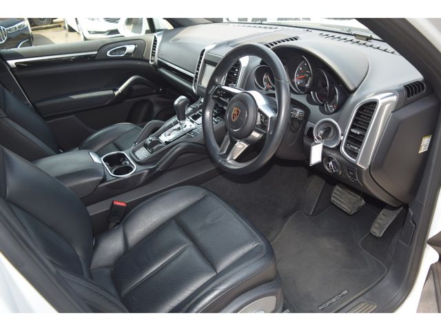 Ref No.A15162240 PORSCHE CAYENNE Image#12