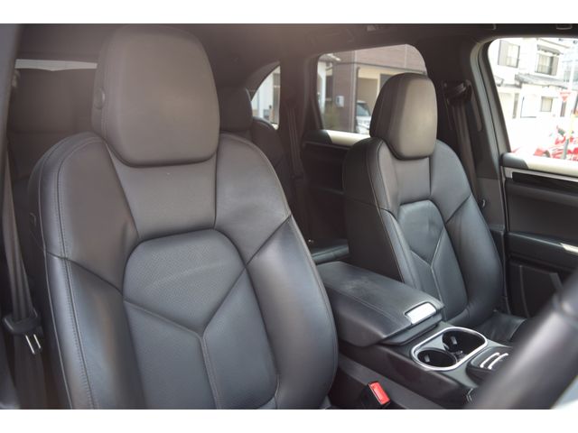 Ref No.A15162240 PORSCHE CAYENNE Image#13