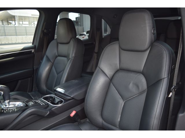 Ref No.A15162240 PORSCHE CAYENNE Image#14
