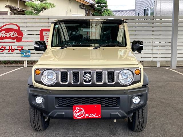 SUZUKI JIMNY NOMADE