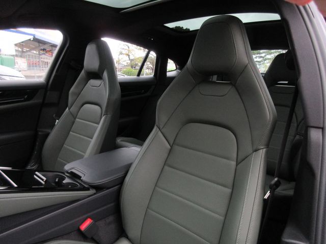 Ref No.A15169628 PORSCHE PANAMERA Image#13