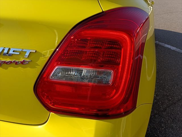 Ref No.A15169885 SUZUKI SWIFT Image#6