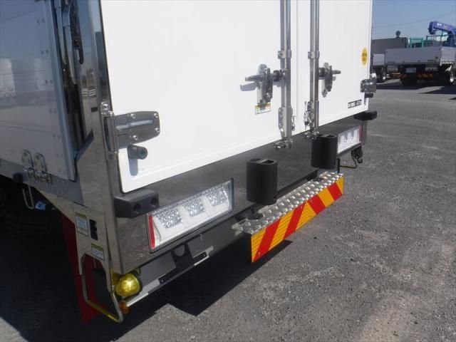 Ref No.A15169903 NISSAN DIESEL QUON Image#14