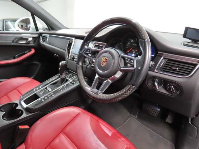 Ref No.A15198876 PORSCHE MACAN Image#13
