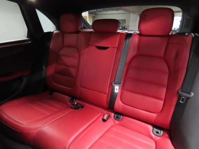 Ref No.A15198876 PORSCHE MACAN Image#17
