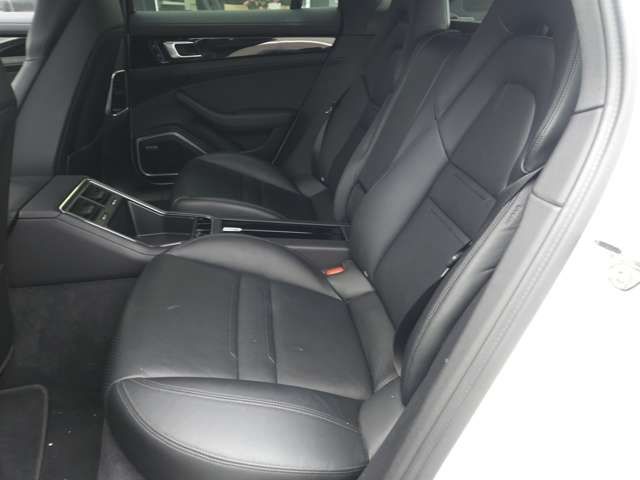 Ref No.A15199079 PORSCHE PANAMERA Image#16