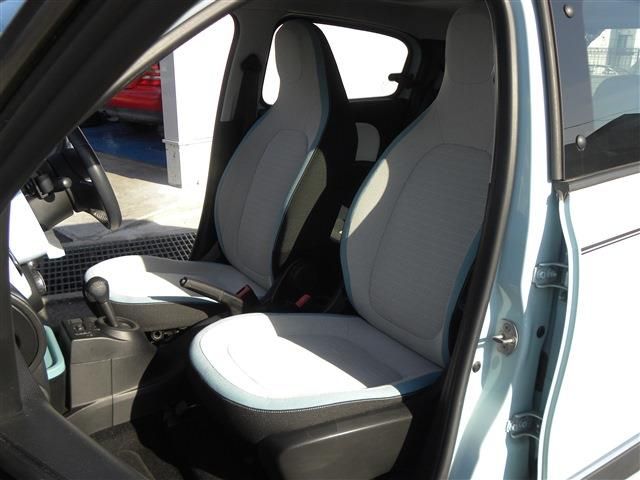 Ref No.A15204779 Renault TWINGO Image#12