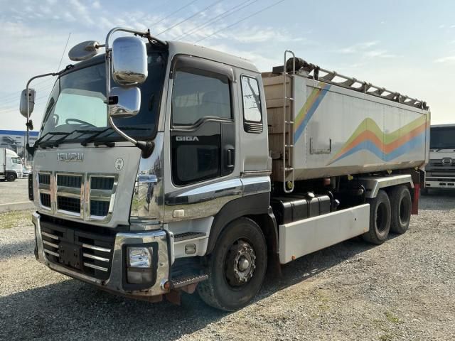 ISUZU GIGA