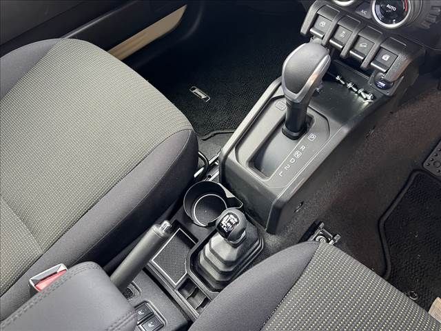 Ref No.A15212184 SUZUKI JIMNY Image#17