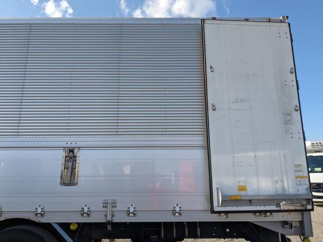 Ref No.A15212327 NISSAN DIESEL QUON Image#19