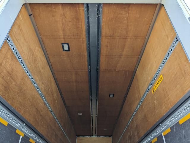 Ref No.A15212327 NISSAN DIESEL QUON Image#12