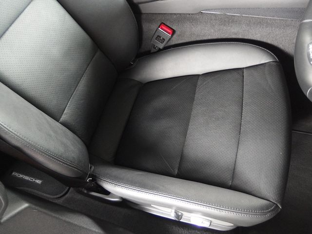 Ref No.A15225788 PORSCHE PANAMERA Image#18