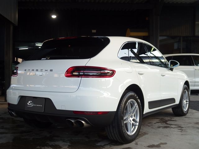 Ref No.A15225919 PORSCHE MACAN Image#3