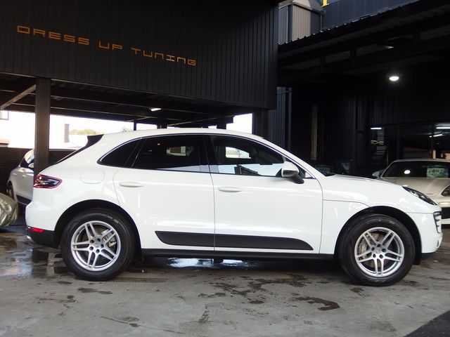 Ref No.A15225919 PORSCHE MACAN Image#6