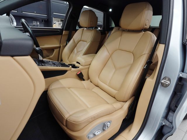 Ref No.A15226148 PORSCHE MACAN Image#15