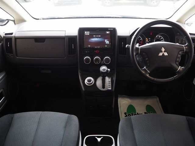 Ref No.A15226161 MITSUBISHI DELICA D5 Image#8