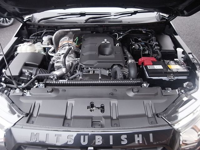 Ref No.A15226274 MITSUBISHI TRITON Image#9