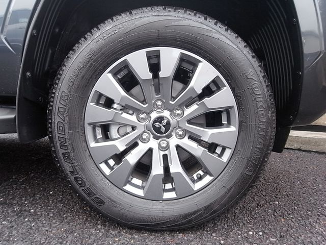 Ref No.A15226274 MITSUBISHI TRITON Image#8