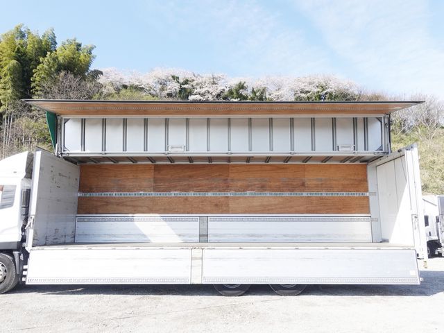 Ref No.A15226283 NISSAN DIESEL QUON Image#14